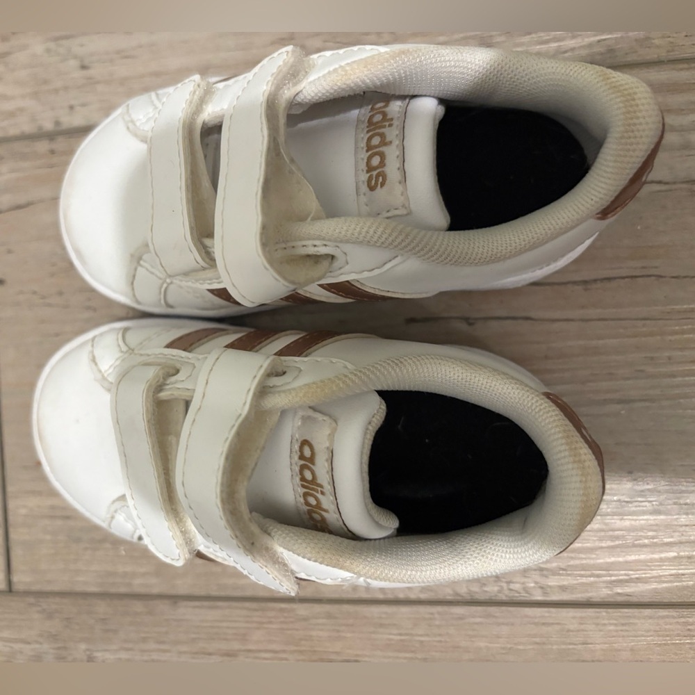 Adidas Bronze Sneaker Superstar Double Strap Kids Sz 6 Toddler - Picture 2 of 8